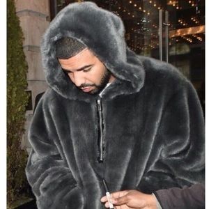 Meet your Posher, Lou